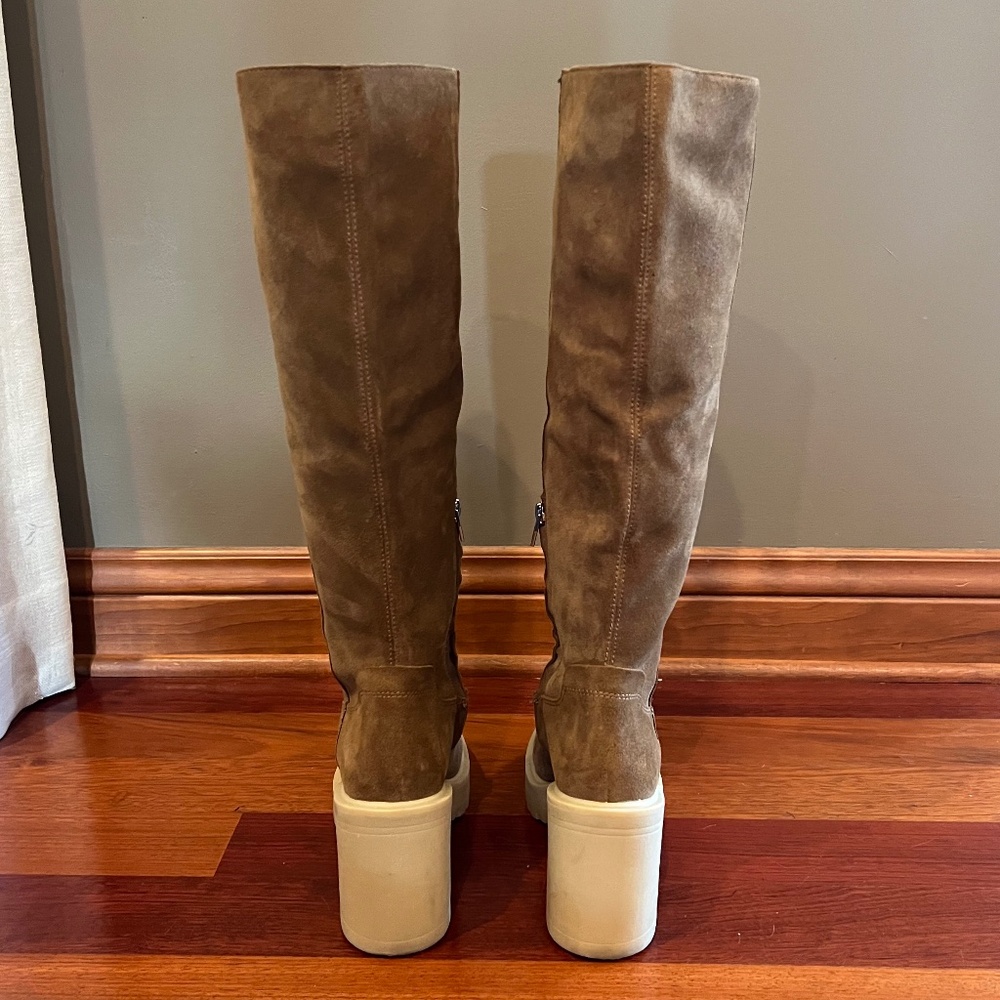 Dolce Vita Taupe Suede Knee-High Chunky Heel Boots - Picture 4 of 9